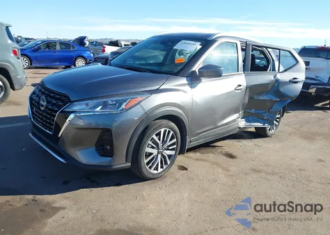 2023 Nissan Kicks Sv Xtronic Cvt z USA, uszkodzony, nr VIN 3N1CP5CV2PL507527